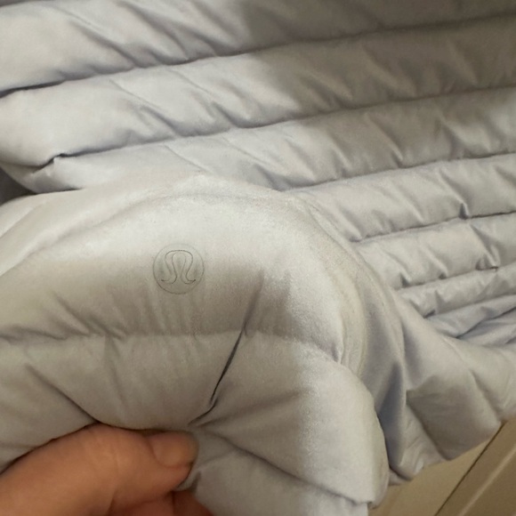 Lululemon Pack It Down Jacket
Blue Linen - Picture 13 of 16